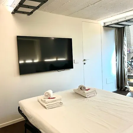 Apartment Elegant Design Loft For A Luxury Stay, M1 To Duomo